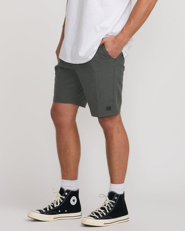 Crossfire Submersible 19" Hybrid Shorts