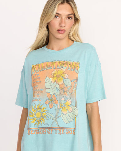 Daylight Blooms Tee