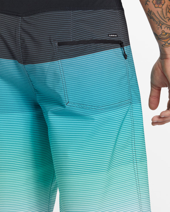 Surfsilk Massive 20" Boardshorts