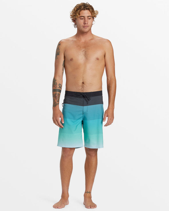 Surfsilk Massive 20" Boardshorts