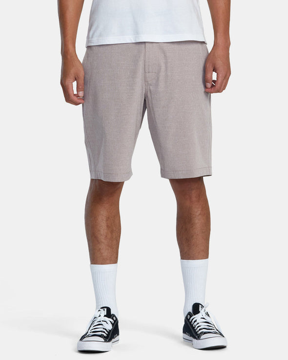 Balance Hybrid 20" Shorts