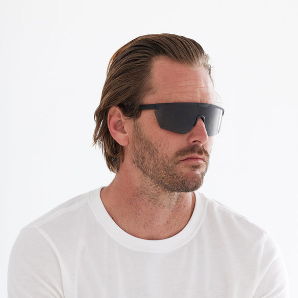 Cove - Matte Black/Grey Polarized