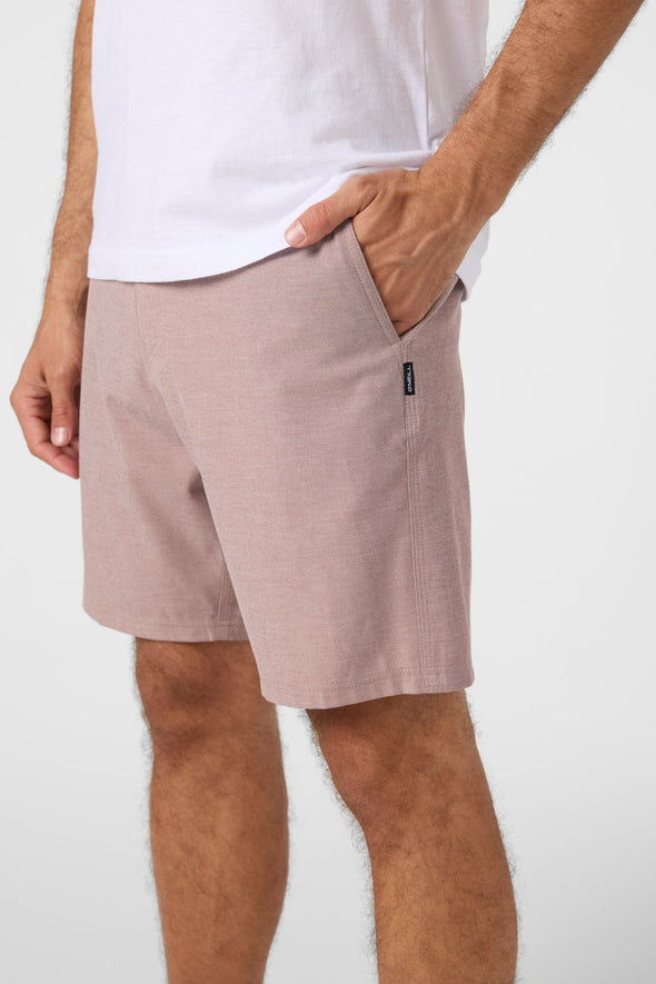 Reserve Light Check 19" Hybrid Shorts