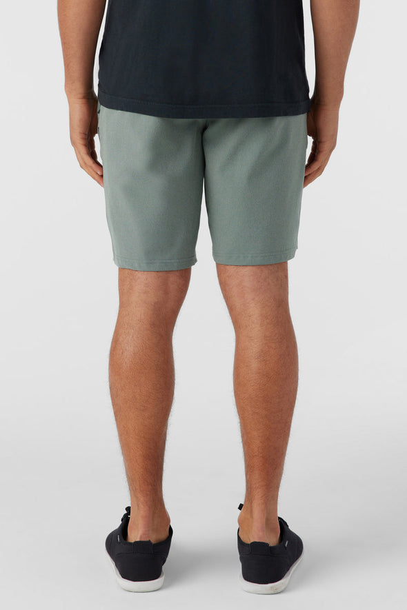 Reserve Light Check 19" Hybrid Shorts