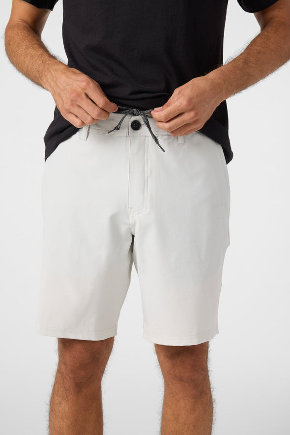 Reserve Heather 19" Hybrid Shorts